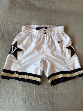 Team Issue Nike Men’s Vanderbilt Commodores Official Basketball Shorts SEC